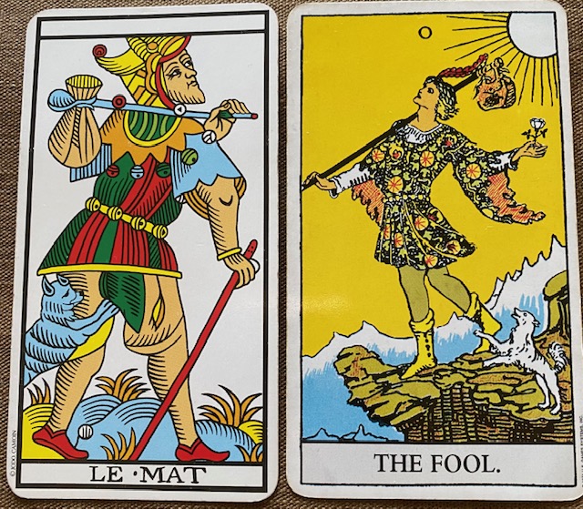 マルセイユ版の愚者とウエイト版の愚者